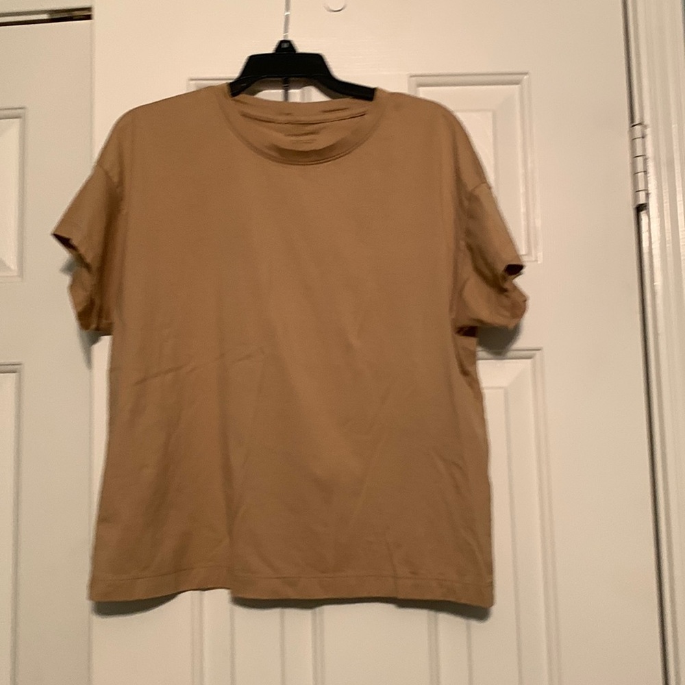 Banana republic short sleeve cropped tee